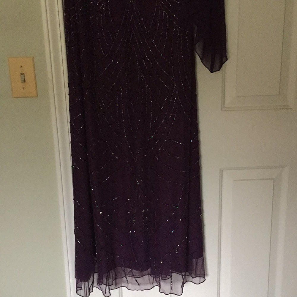 Dress - Picture 5 of 5